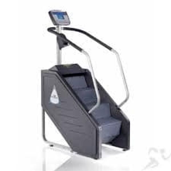 Stairmaster 916 Stepmill with Silver faced Console1